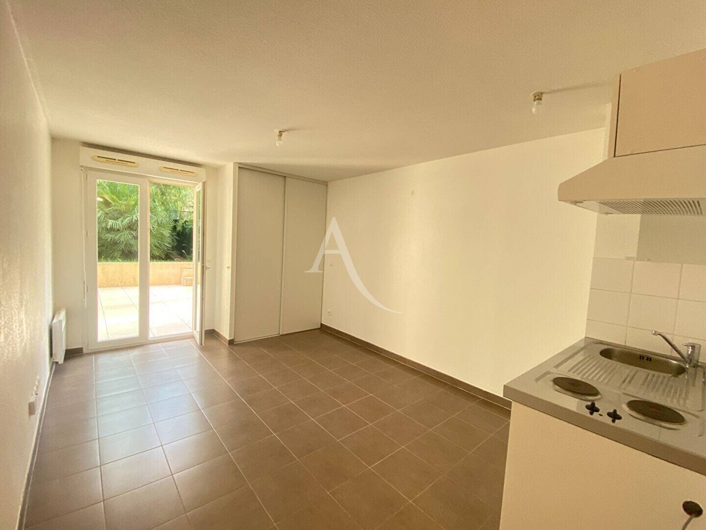 Appartement à louer, 21m², Nice