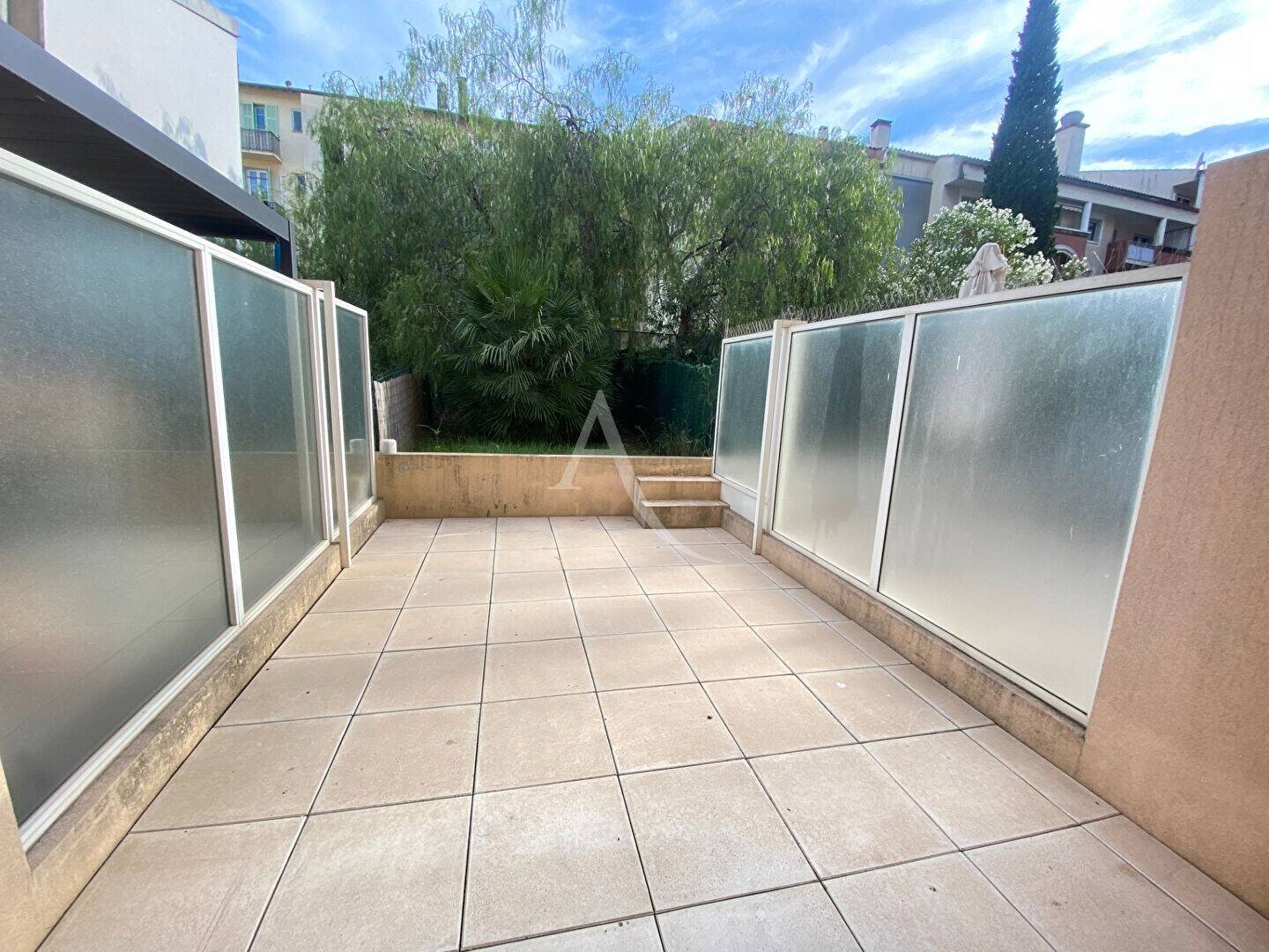 Appartement à louer, 21m², Nice