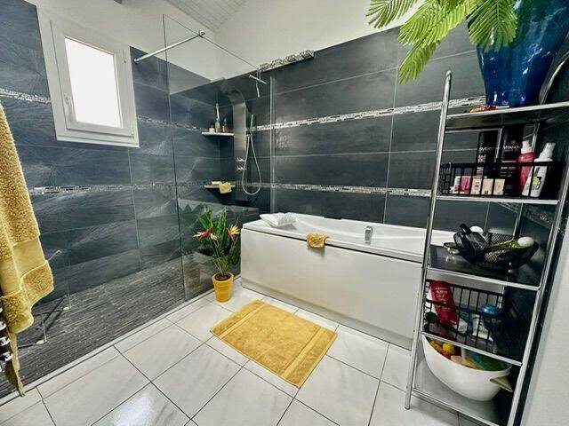 Maison à vendre, 157m², Villeneuve-la-Rivière