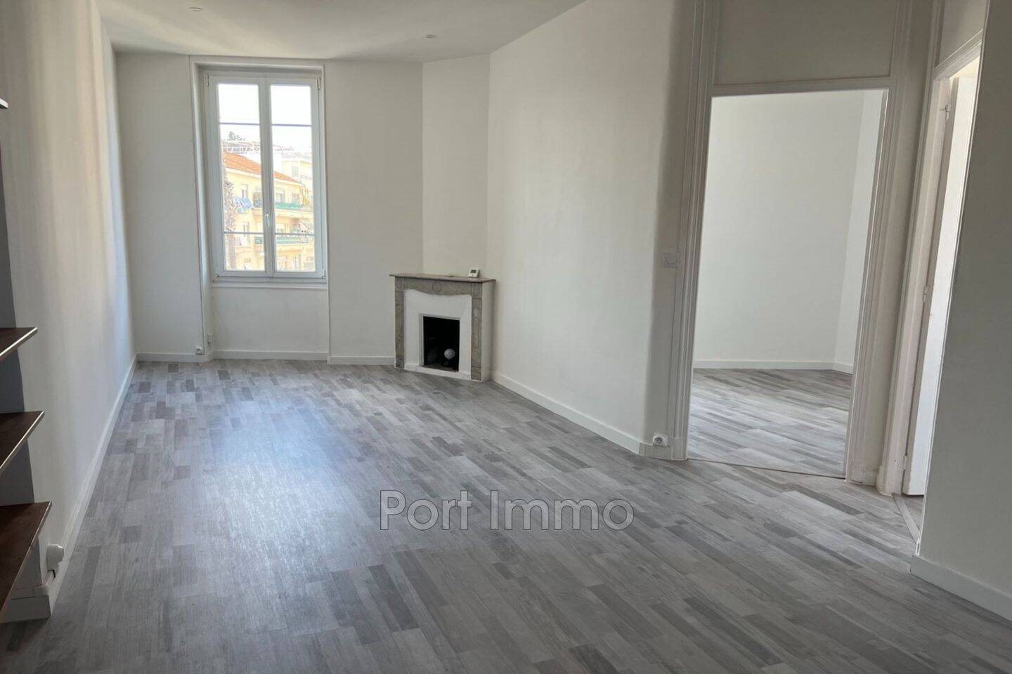 Appartement à louer, 61m², Cagnes-sur-Mer