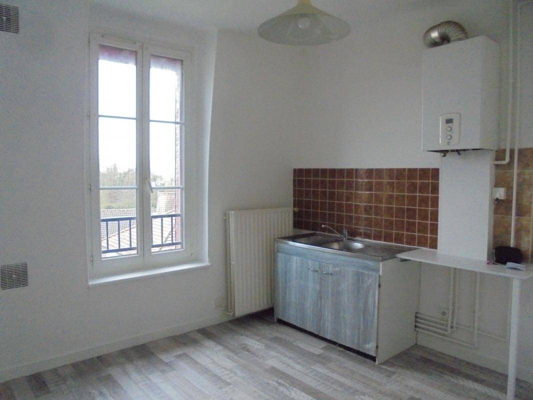 Appartement à louer, 30m², Laon