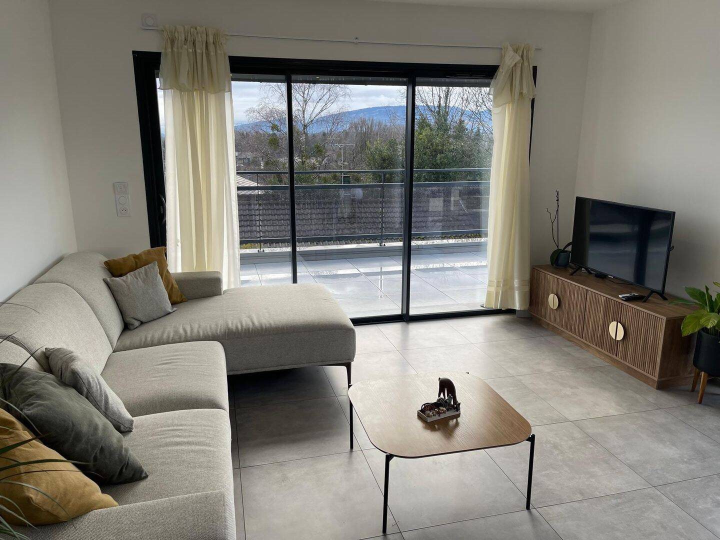 Appartement à louer, 77m², Ornex