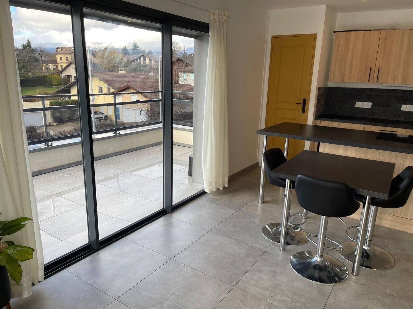 Appartement à louer, 77m², Ornex