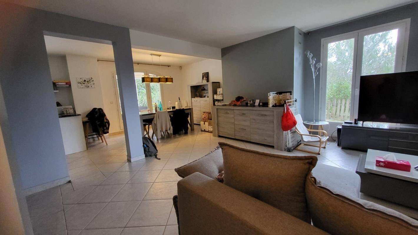 Maison à louer, 93m², Mallemort