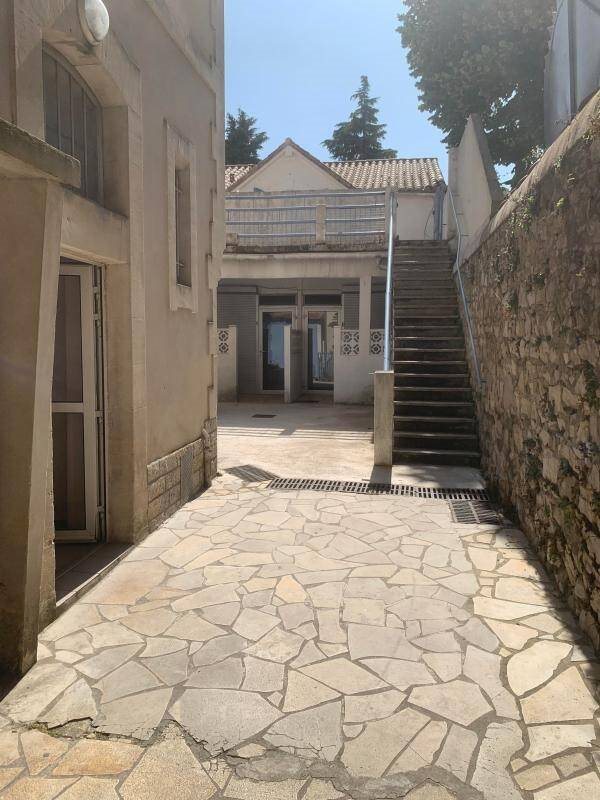 Appartement à louer, 24m², Nîmes