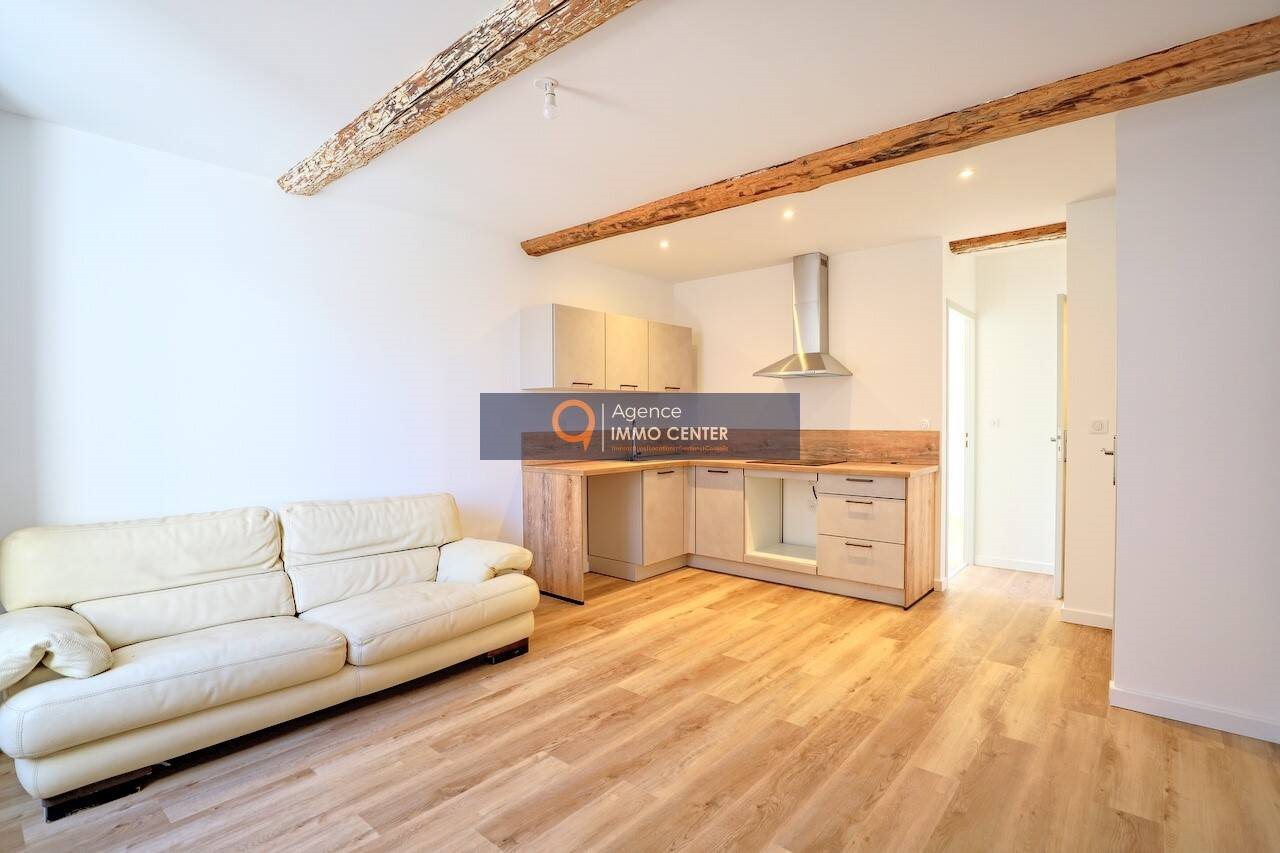 Appartement à louer, 32m², Solliès-Pont