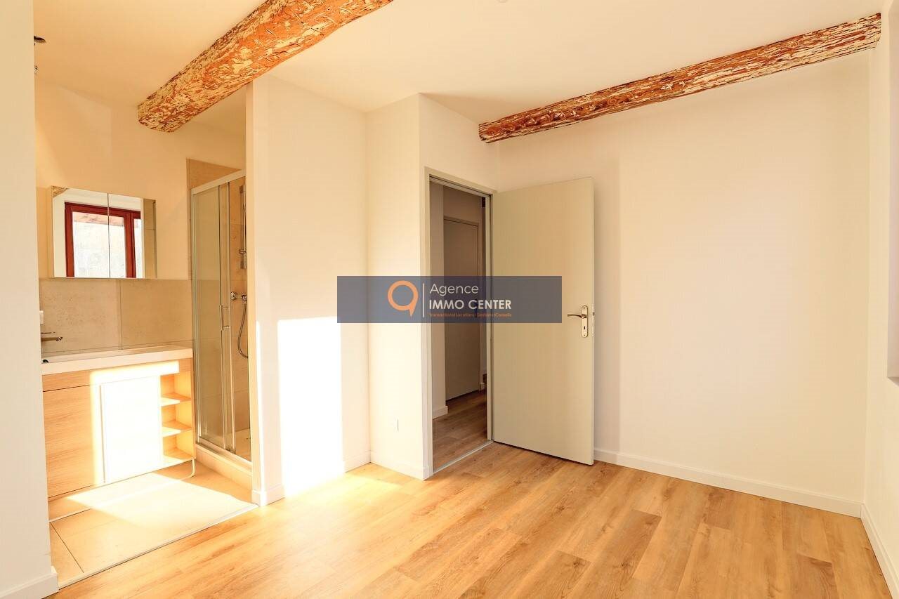 Appartement à louer, 32m², Solliès-Pont