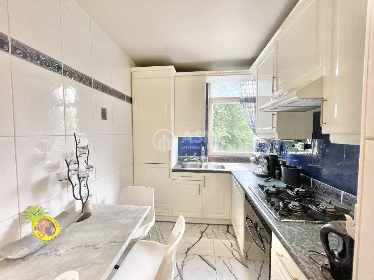 Appartement à louer, 73m², Paris 20ème