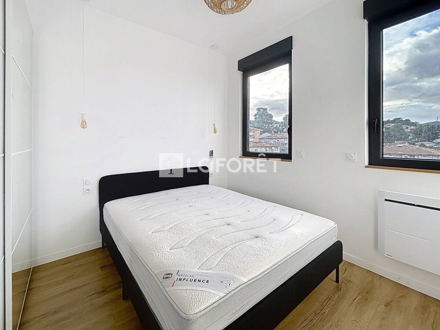 Appartement à louer, 35m², La Penne-sur-Huveaune