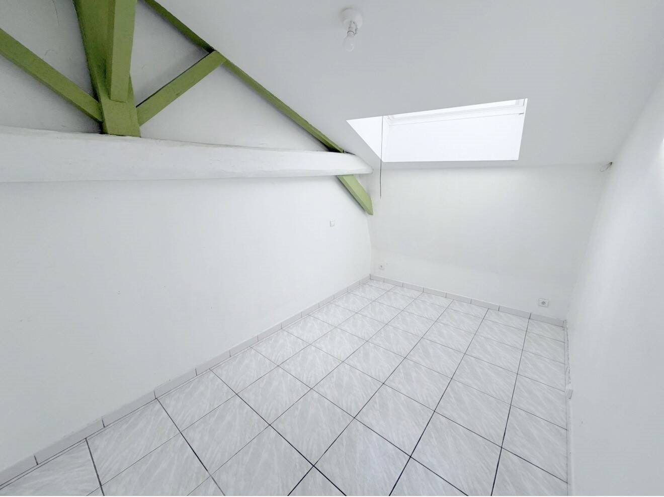 Appartement à vendre, 82m², Saint-André-de-Corcy