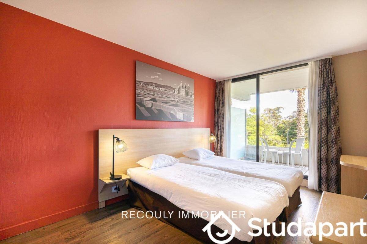 Appartement à louer, 22m², Marseille 8ème