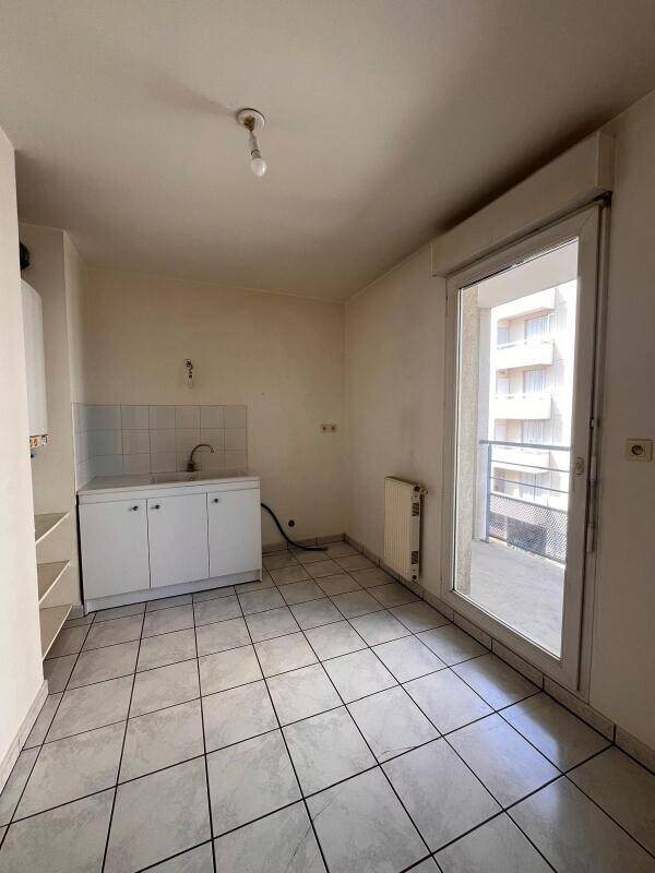 Appartement à louer, 58m², Lyon 8ème