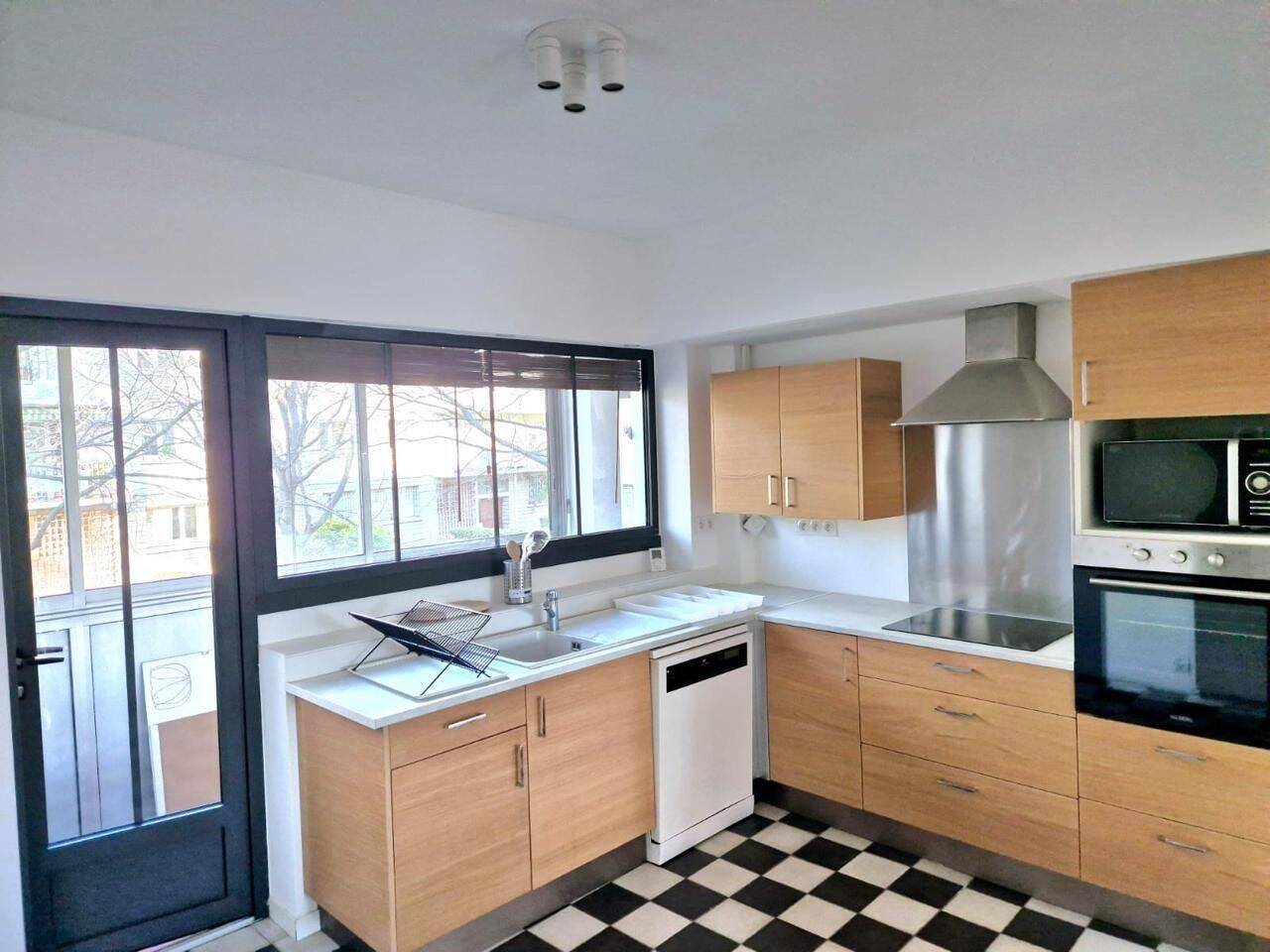 Appartement à louer, 72m², Aix-en-Provence