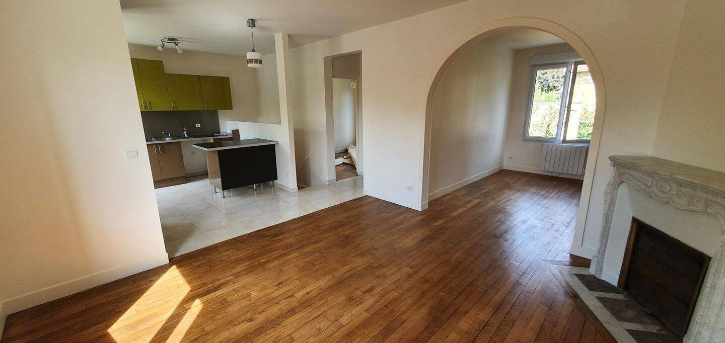 Maison à louer, 81m², La Celle-Saint-Cloud