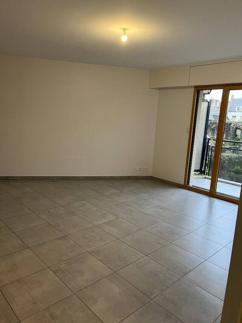 Appartement à louer, 77m², Carentan