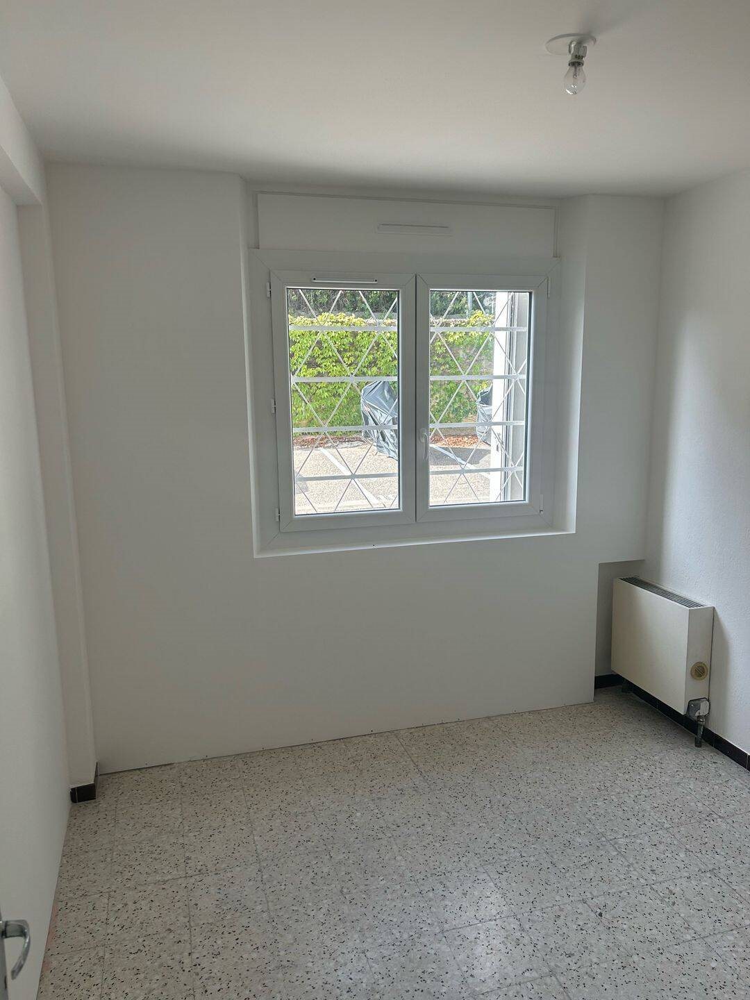 Appartement à louer, 57m², Nîmes
