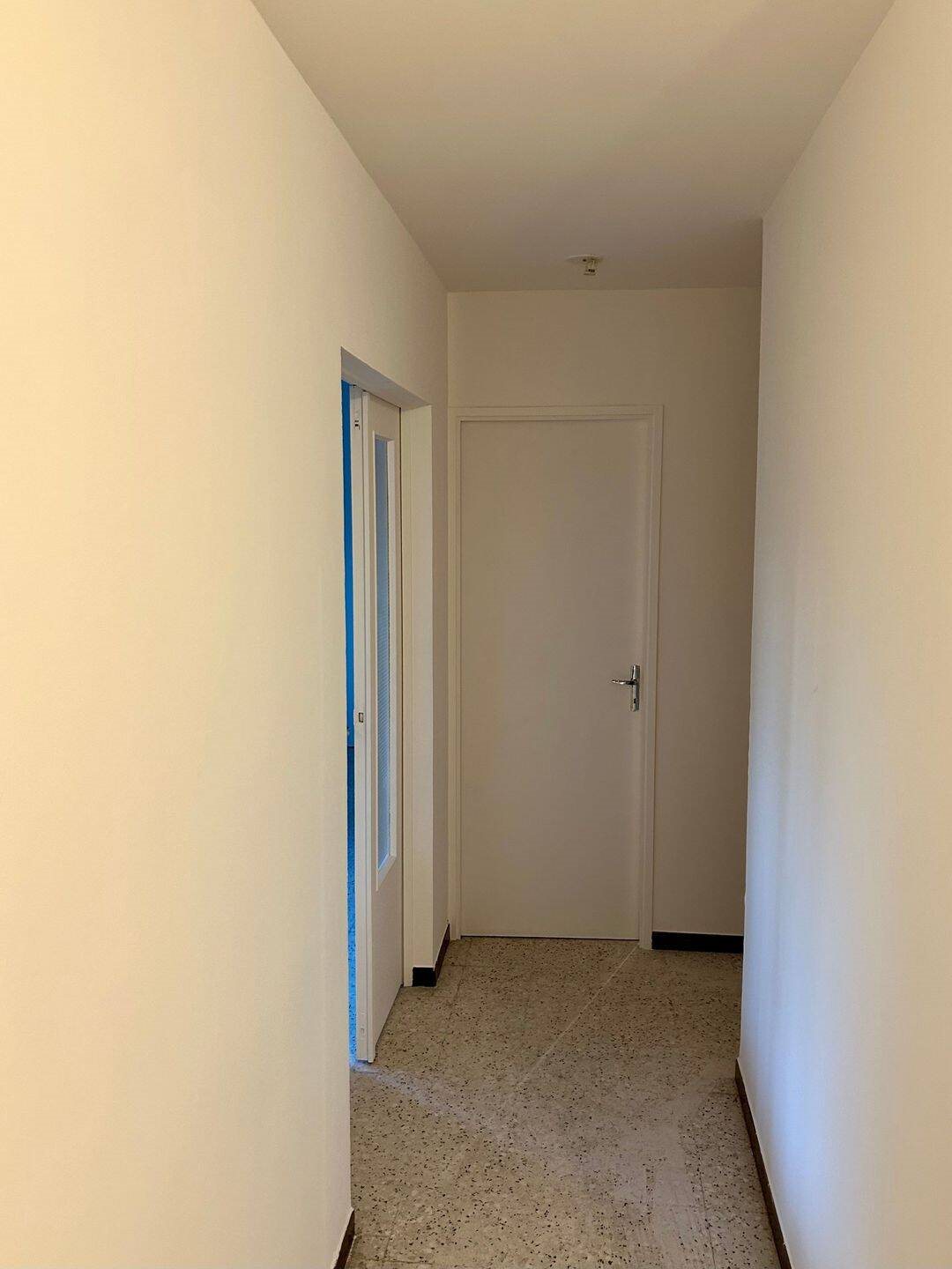 Appartement à louer, 57m², Nîmes