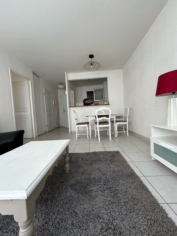 Appartement à louer, 45m², Marseille 2ème
