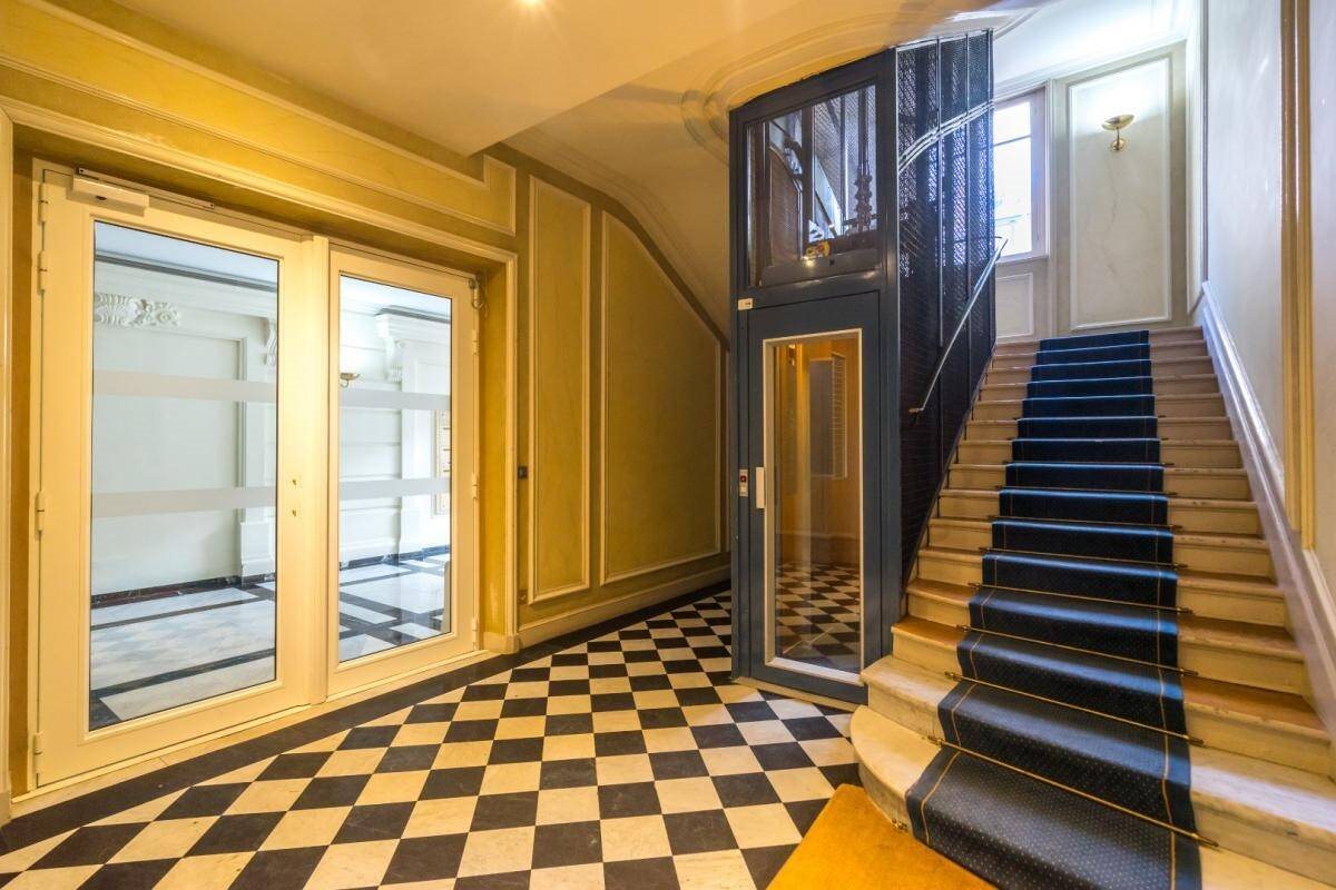 Appartement à louer, 260m², Paris 16ème