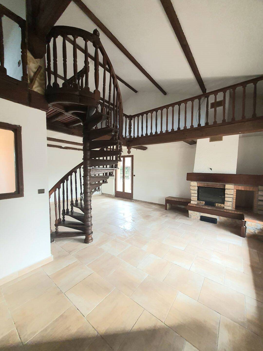 Maison à vendre, 120m², Vourles