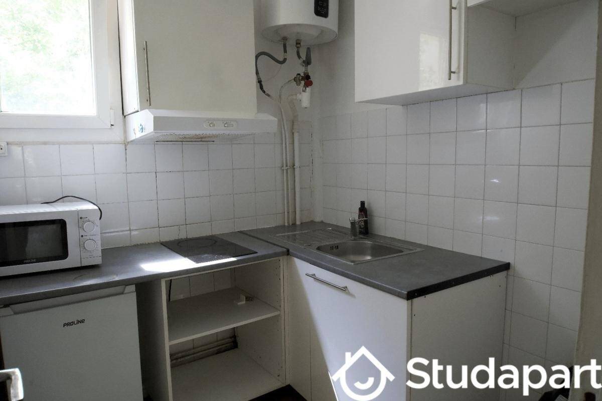 Appartement à louer, 23m², Paris 17ème