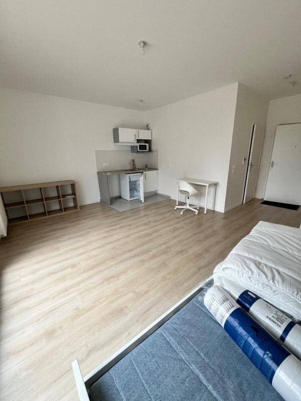 Appartement à louer, 29m², La Queue-en-Brie