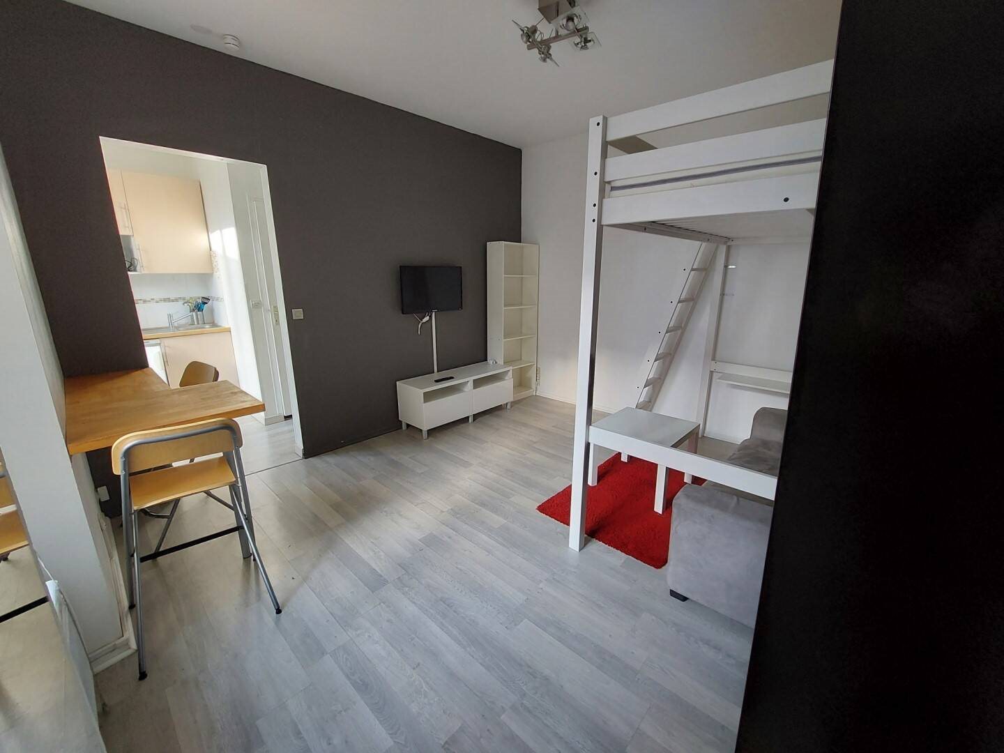 Appartement à louer, 24m², Reims