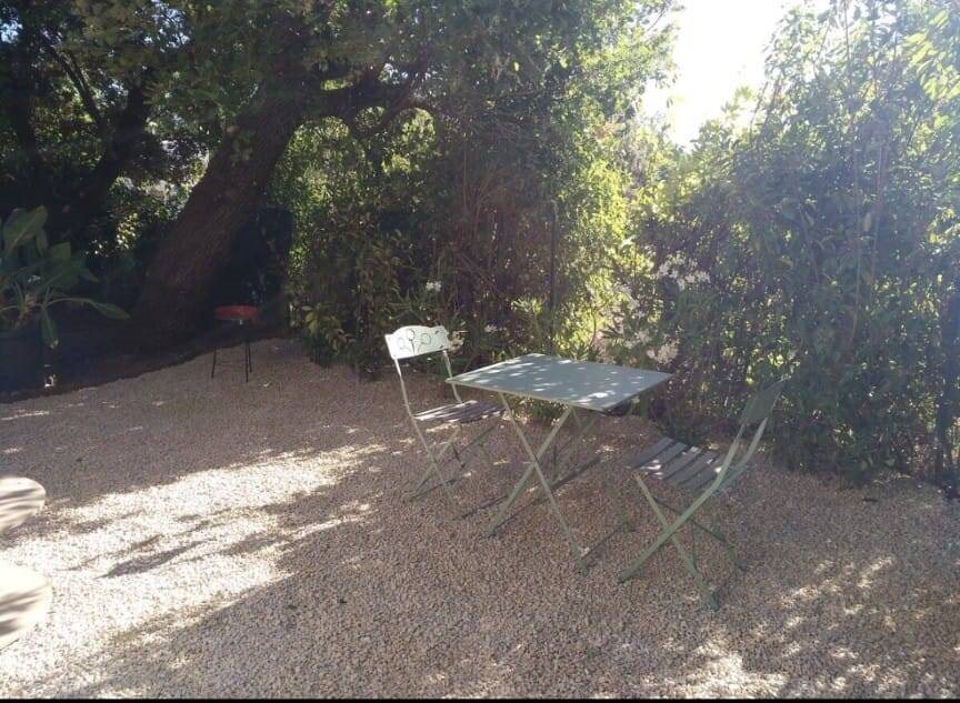 Appartement à louer, 24m², Lambesc