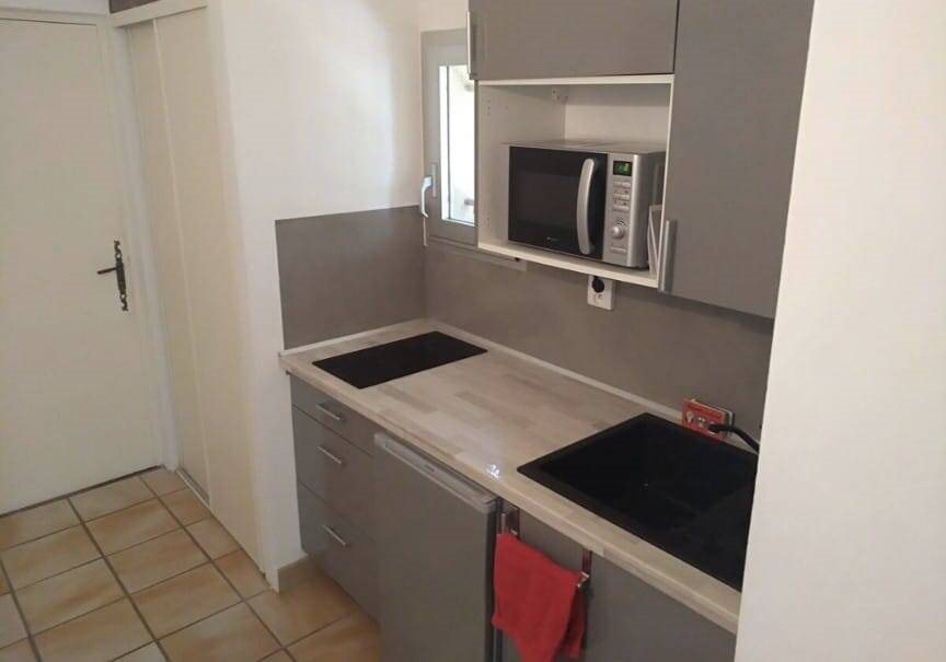 Appartement à louer, 24m², Lambesc