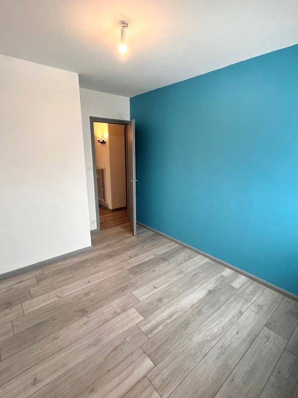 Appartement à louer, 76m², Cluses