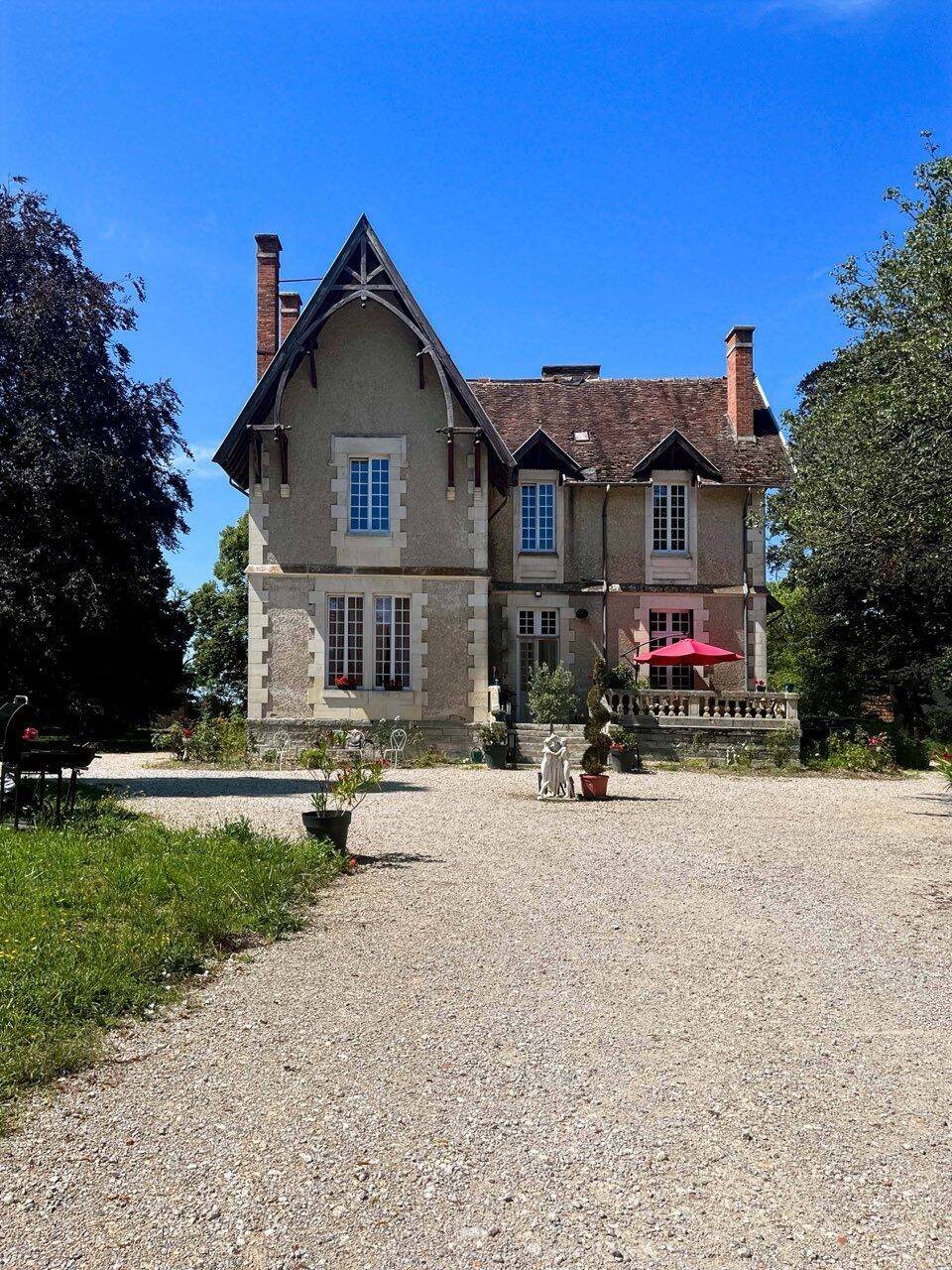 Maison à vendre, 470m², Arcomps