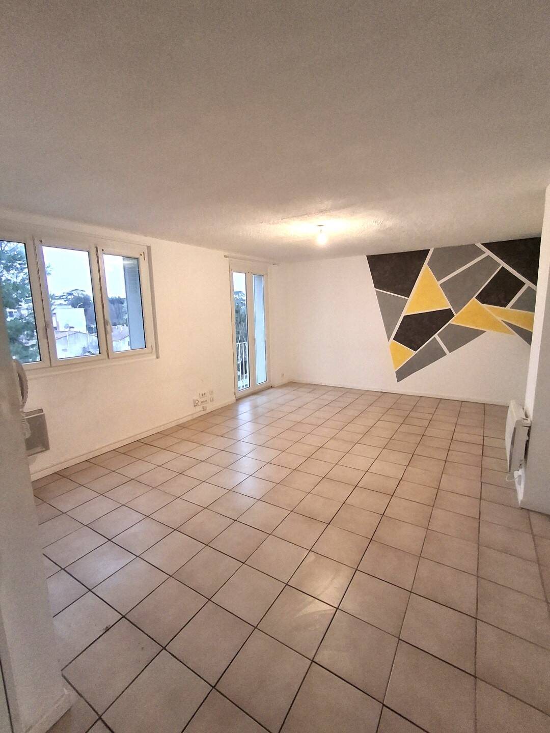 Appartement à louer, 63m², Marseille 12ème