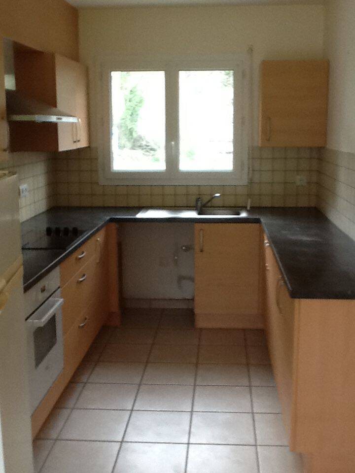 Maison à louer, 125m², Lées-Athas