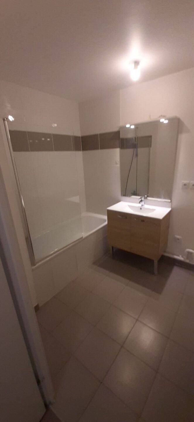 Appartement à louer, 68m², Margency