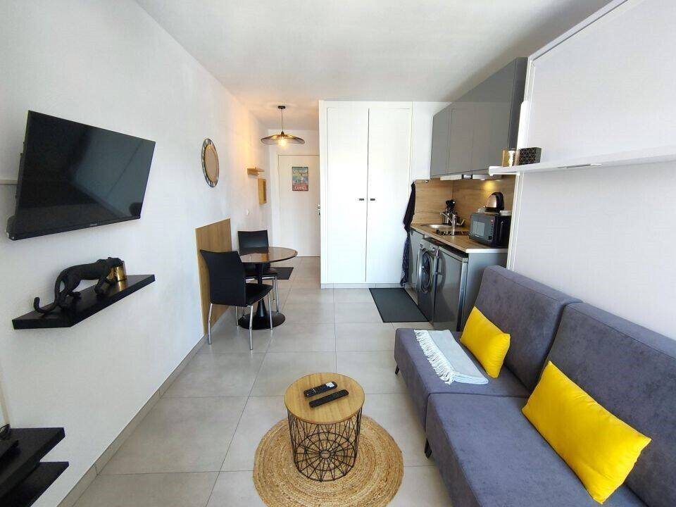 Appartement à louer, 17m², Mandelieu-la-Napoule