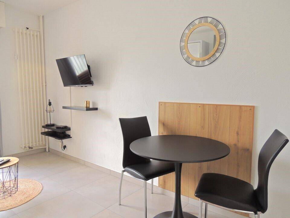 Appartement à louer, 17m², Mandelieu-la-Napoule