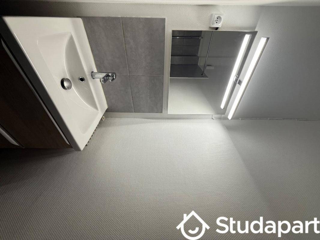 Maison à louer, 45m², Grenoble