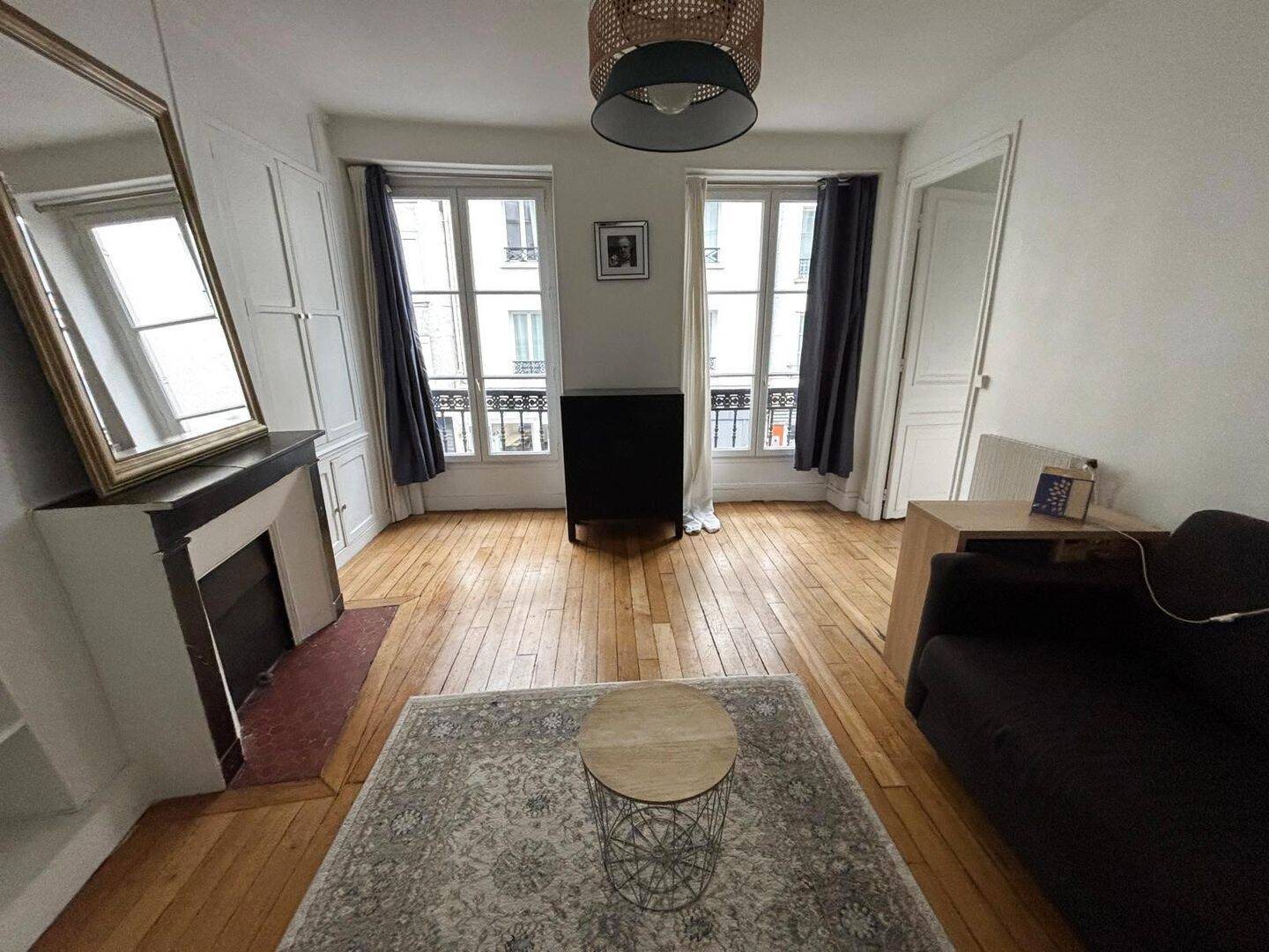 Appartement à louer, 40m², Paris 18ème