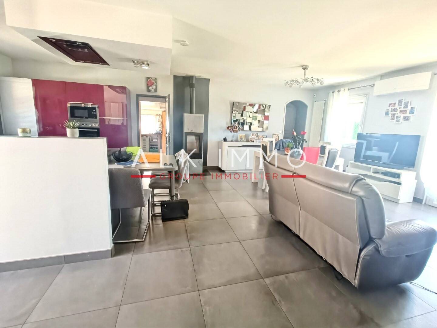 Maison à vendre, 105m², Vétraz-Monthoux