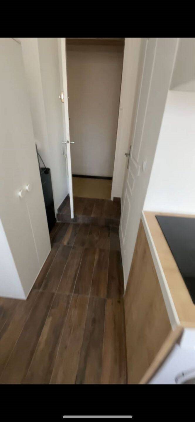 Appartement à louer, 13m², Marseille 8ème