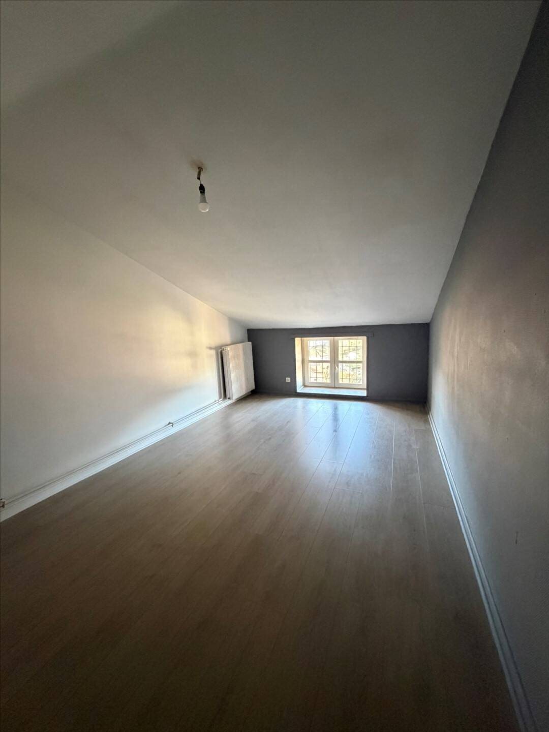 Appartement à louer, 73m², Yzeron