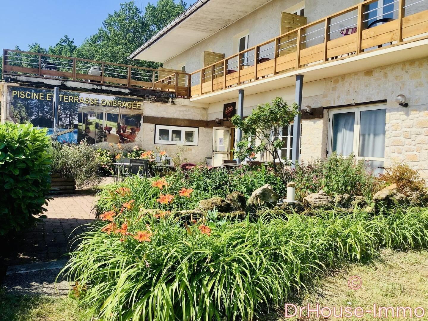 Appartement à vendre, 393m², Saint-Geniès