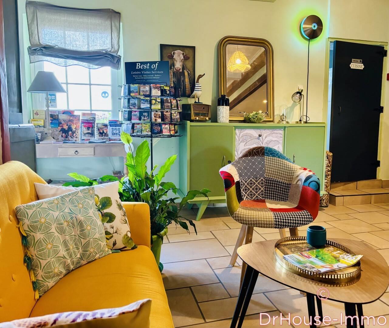 Appartement à vendre, 393m², Saint-Geniès