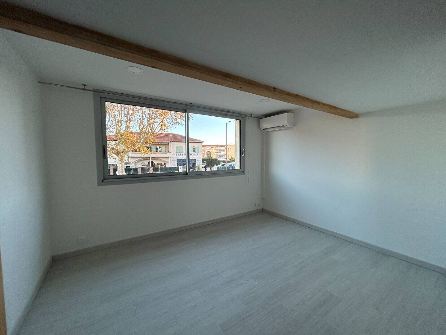 Appartement à louer, 35m², Fréjus