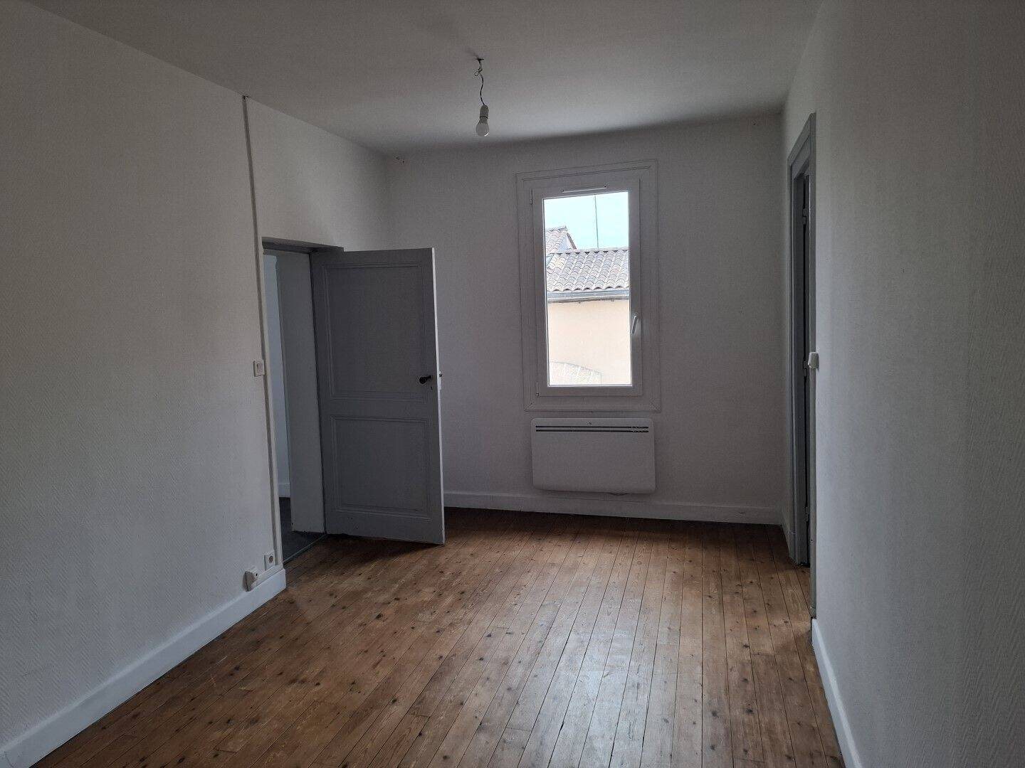 Maison à louer, 113m², Laruscade