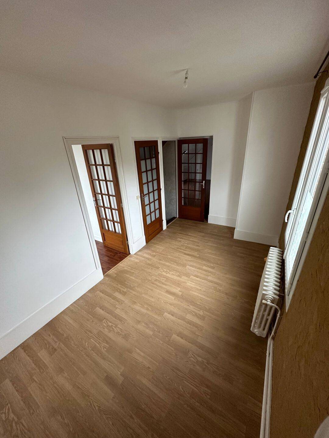 Maison à louer, 80m², Esches