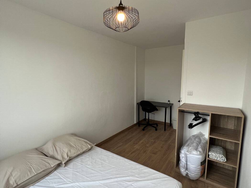 Appartement à louer, 42m², Vénissieux