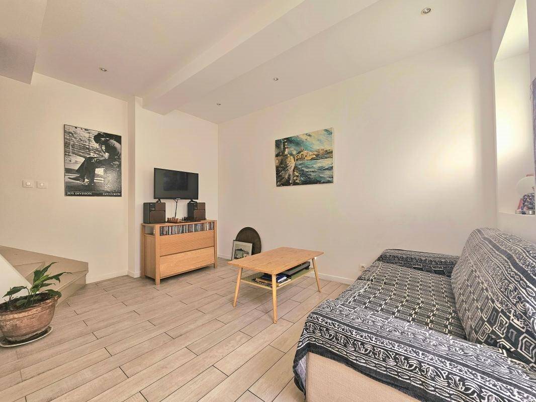 Maison à vendre, 85m², Eyguières