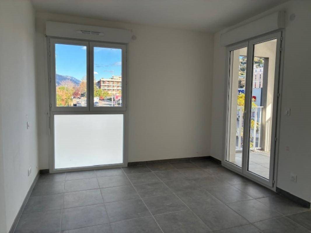 Appartement à louer, 28m², Nice