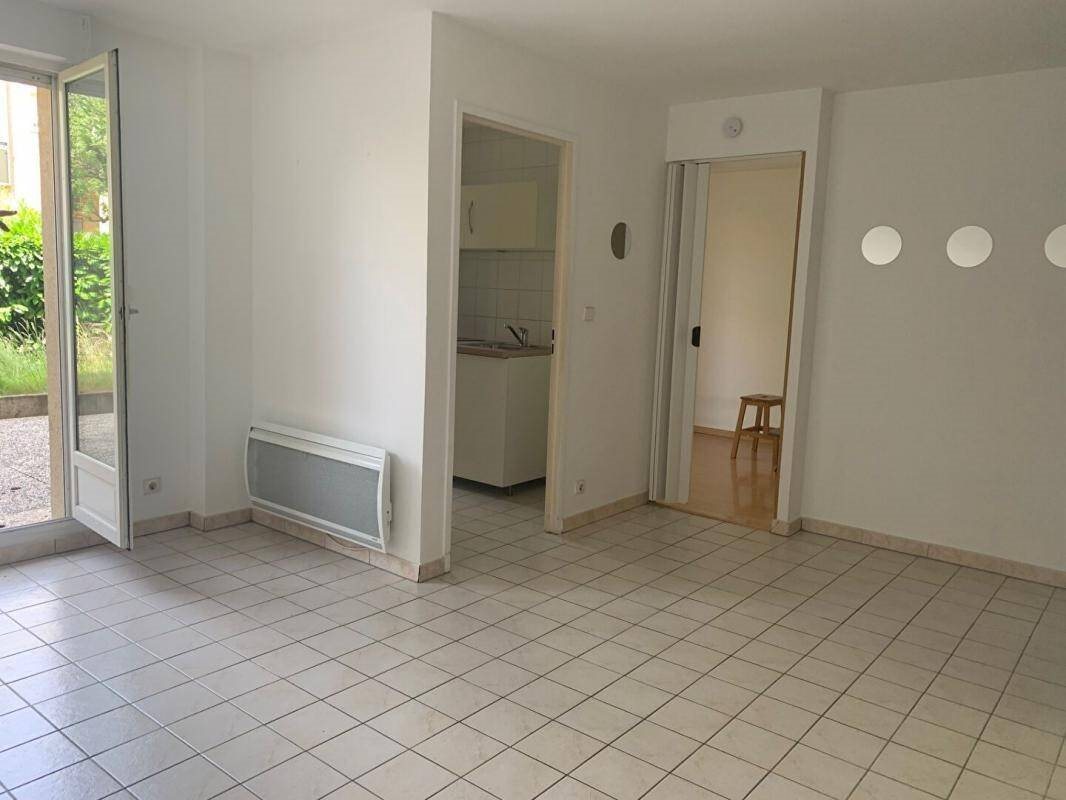 Appartement à louer, 37m², Gif-sur-Yvette